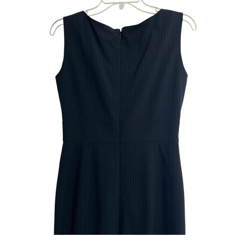 Tahari Women’s Career Business Women’s Dress Sz 4 Very Dark Blue Pin Striped - Picture 4 of 14